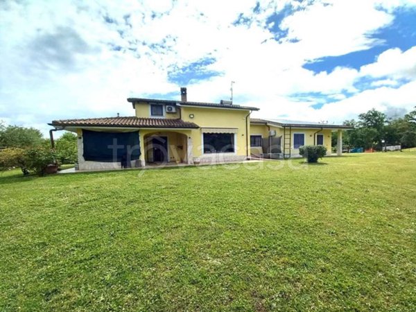 casa indipendente in vendita a Rignano Flaminio