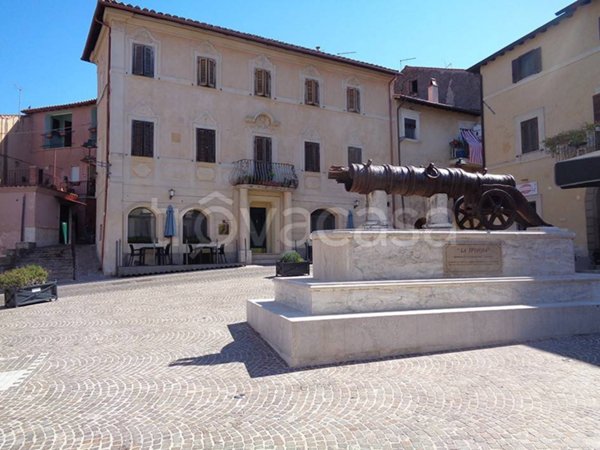 casa indipendente in vendita a Rignano Flaminio