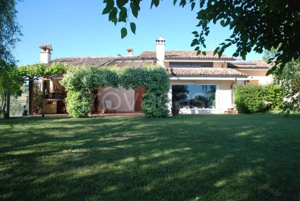 casa indipendente in vendita a Rignano Flaminio