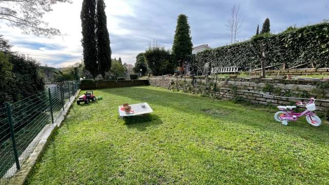 casa indipendente in vendita a Rignano Flaminio in zona Montelarco