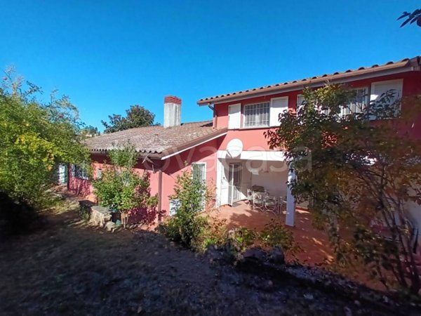 casa indipendente in vendita a Rignano Flaminio in zona Montelarco