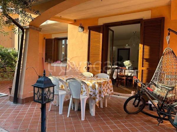 casa indipendente in vendita a Rignano Flaminio