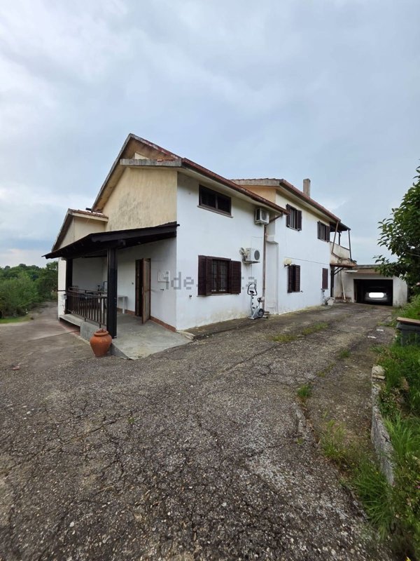 appartamento in vendita a Rignano Flaminio