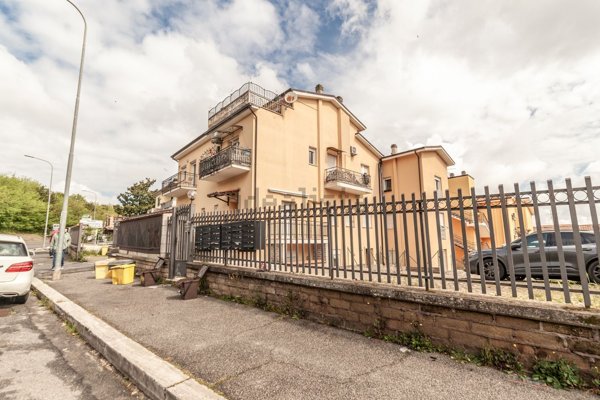 appartamento in vendita a Rignano Flaminio
