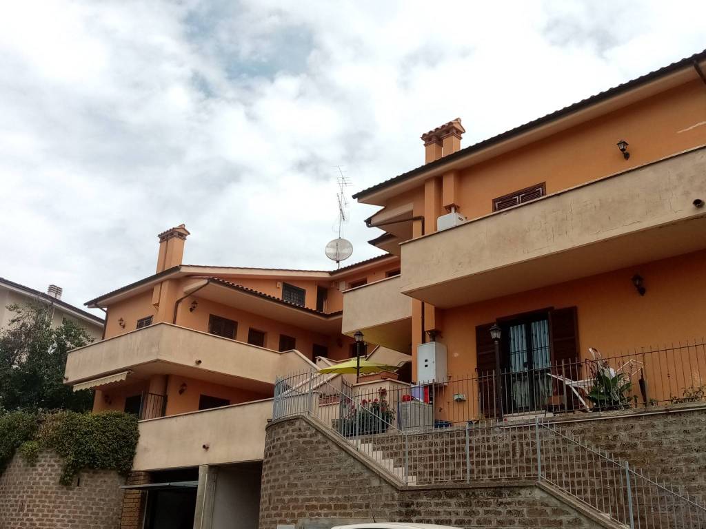 appartamento in vendita a Rignano Flaminio