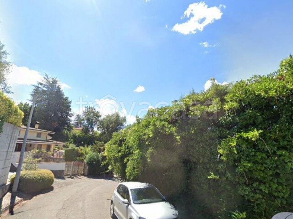 casa indipendente in vendita a Rignano Flaminio in zona Montelarco