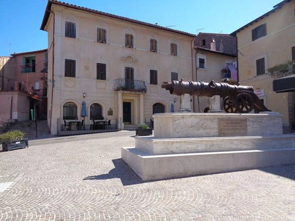 casa indipendente in vendita a Rignano Flaminio in zona Santo Sisini