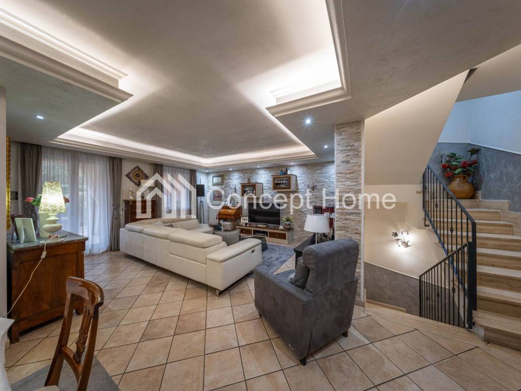 casa indipendente in vendita a Rignano Flaminio
