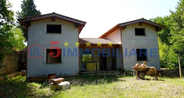 casa indipendente in vendita a Rignano Flaminio