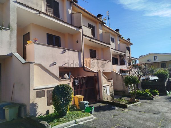 appartamento in vendita a Rignano Flaminio