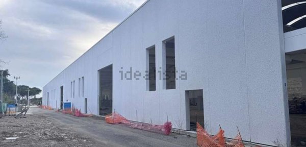 capannone in vendita a Rignano Flaminio