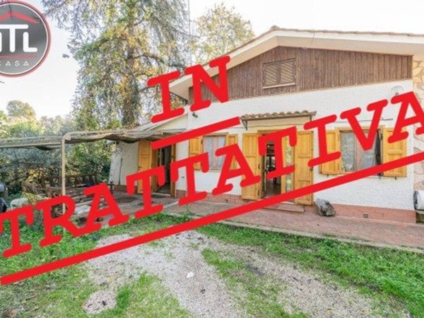 casa indipendente in vendita a Rignano Flaminio in zona Montelarco