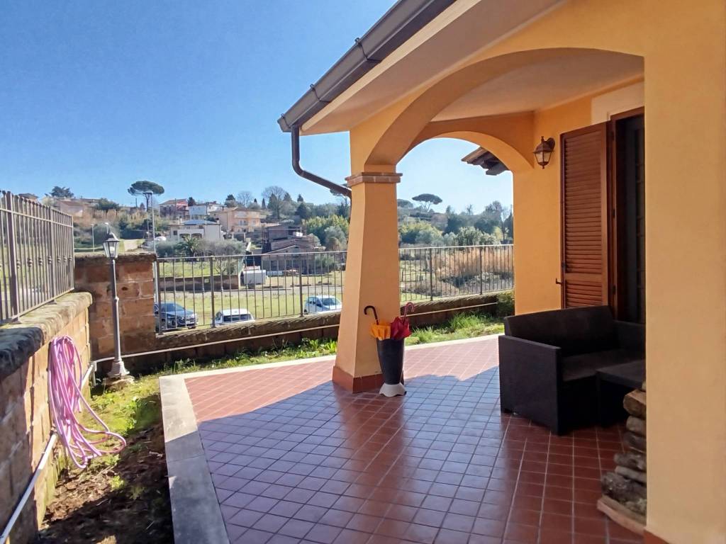 casa indipendente in vendita a Rignano Flaminio