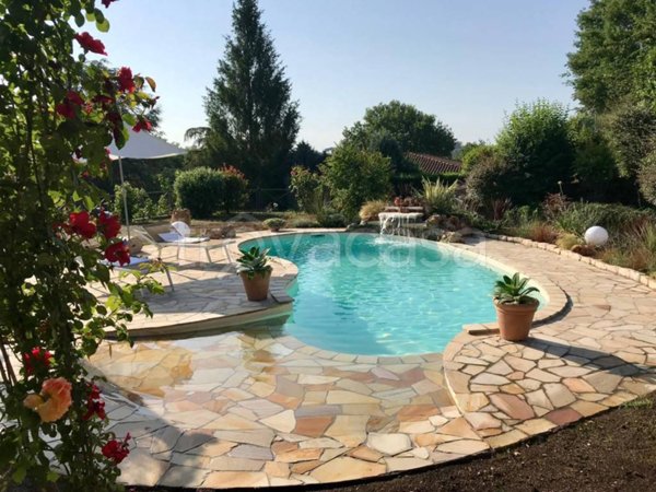 casa indipendente in vendita a Rignano Flaminio in zona Montelarco