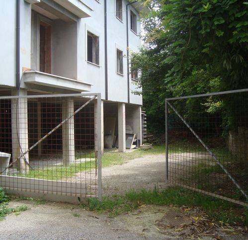 intera palazzina in vendita a Rignano Flaminio