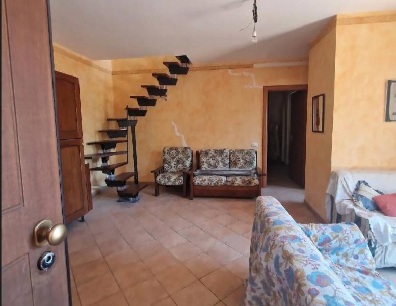 casa indipendente in vendita a Rignano Flaminio