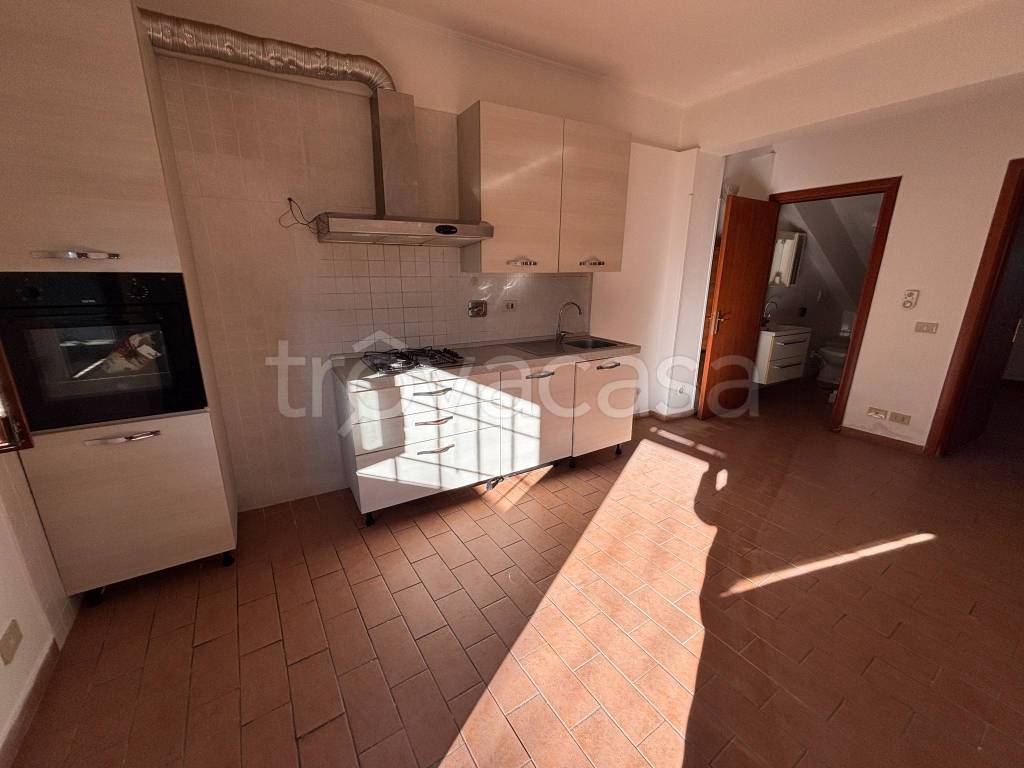 appartamento in vendita a Rignano Flaminio in zona Santo Sisini
