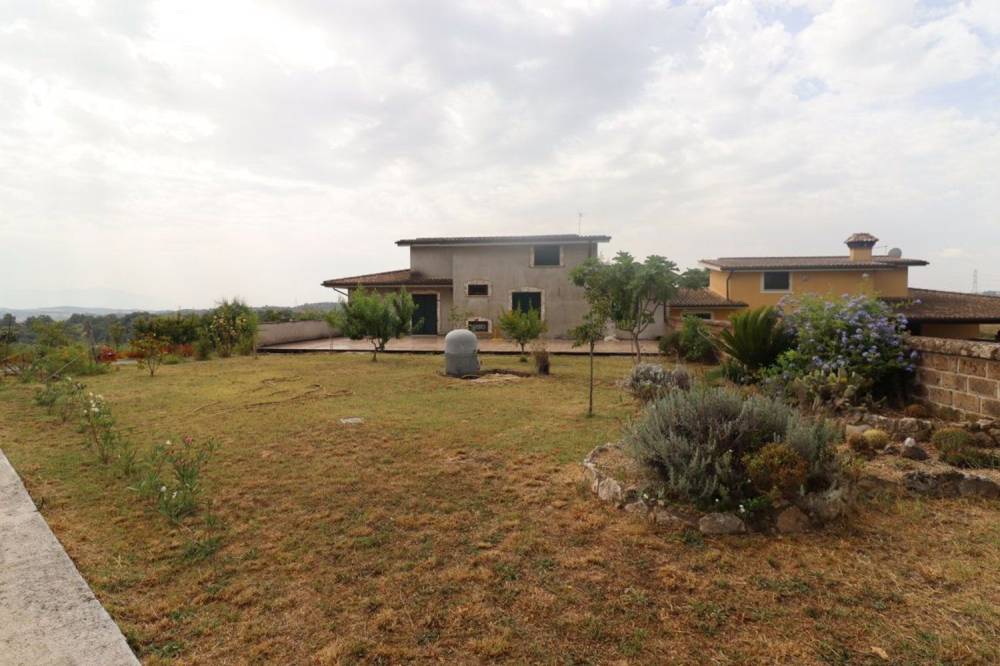 casa indipendente in vendita a Rignano Flaminio