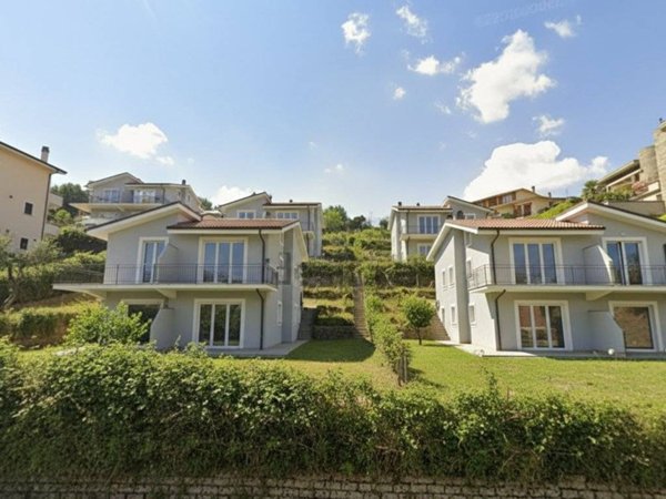 terreno edificabile in vendita a Rignano Flaminio