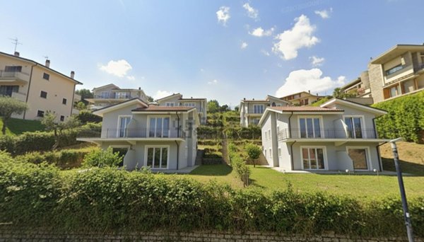 terreno edificabile in vendita a Rignano Flaminio