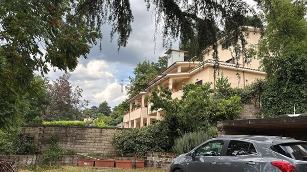 casa indipendente in vendita a Rignano Flaminio in zona Valle Spadana