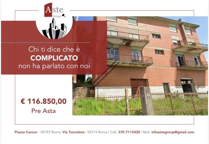 negozio in vendita a Rignano Flaminio in zona Santo Sisini