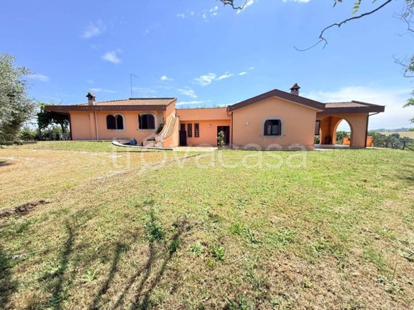 casa indipendente in vendita a Rignano Flaminio