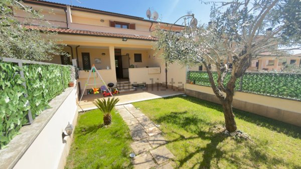 appartamento in vendita a Rignano Flaminio in zona Santo Sisini