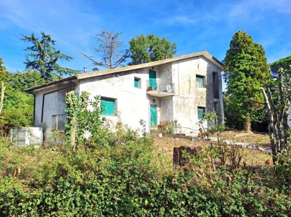 casa indipendente in vendita a Rignano Flaminio in zona Santo Sisini