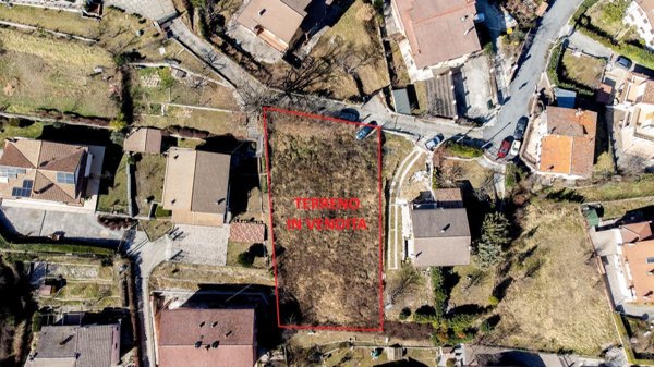 terreno edificabile in vendita a Riofreddo