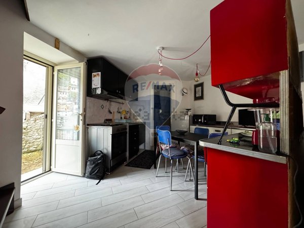 appartamento in vendita a Riofreddo