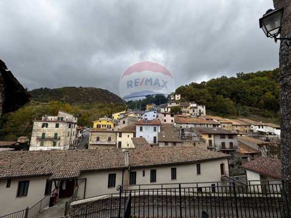 appartamento in vendita a Riofreddo