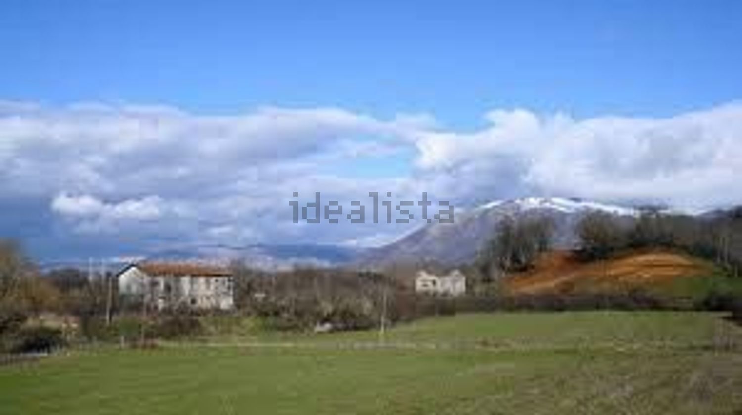 terreno edificabile in vendita a Riofreddo