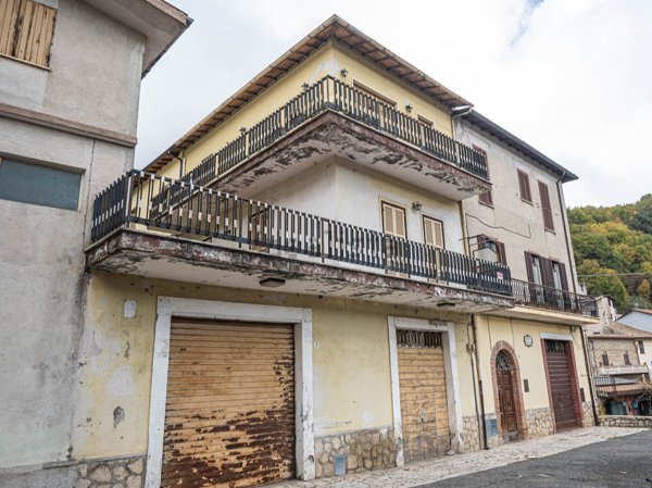 appartamento in vendita a Riofreddo