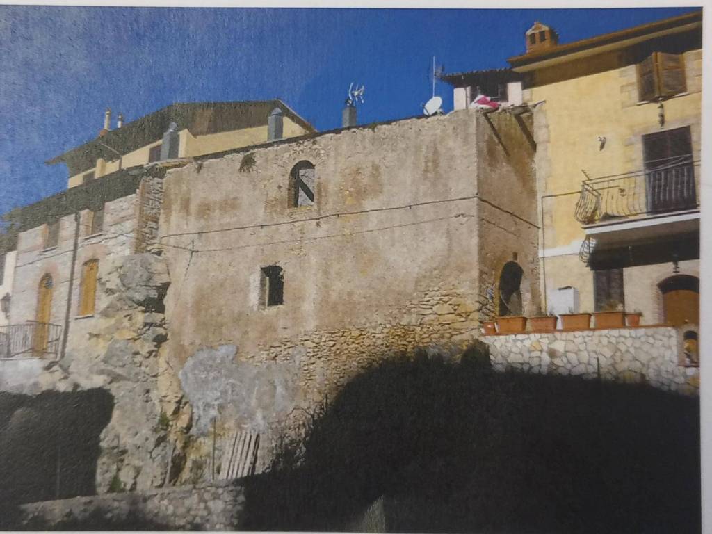 casa indipendente in vendita a Riofreddo