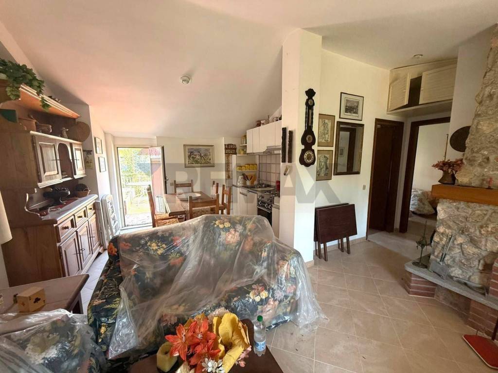 appartamento in vendita a Riofreddo