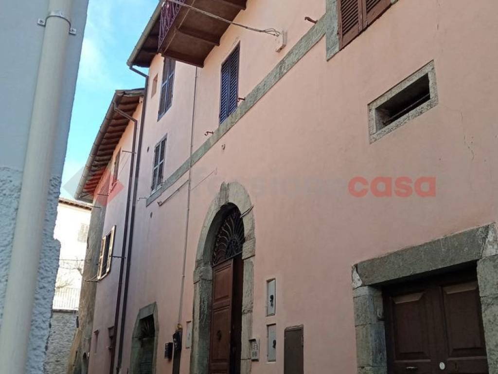 appartamento in vendita a Riofreddo