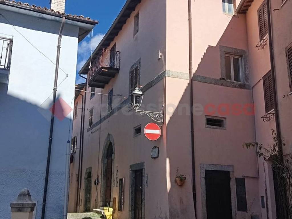 appartamento in vendita a Riofreddo