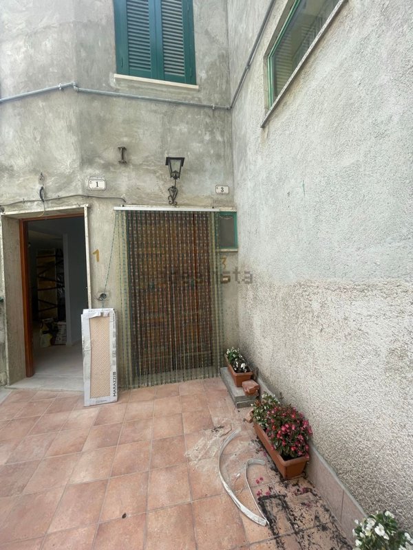 appartamento in vendita a Rocca Canterano in zona Rocca di Mezzo