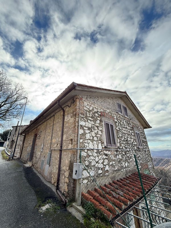 appartamento in vendita a Rocca Canterano in zona Rocca di Mezzo