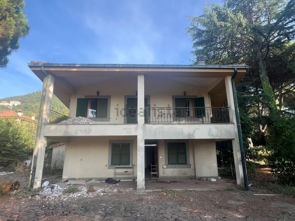 casa indipendente in vendita a Rocca di Papa