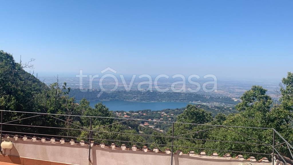 appartamento in vendita a Rocca di Papa
