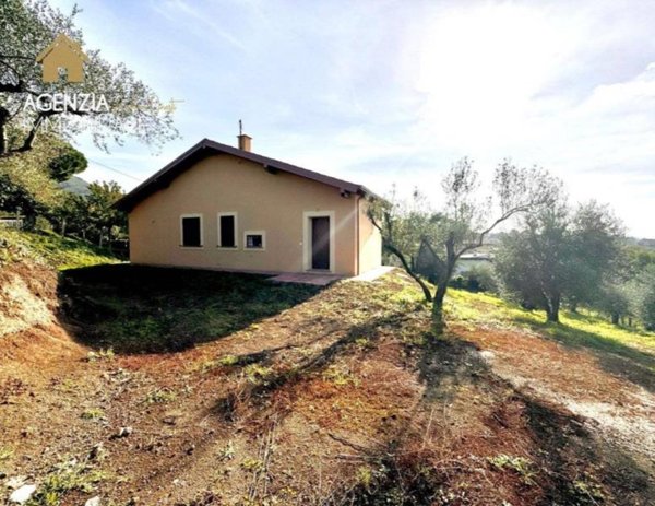 casa indipendente in vendita a Rocca di Papa