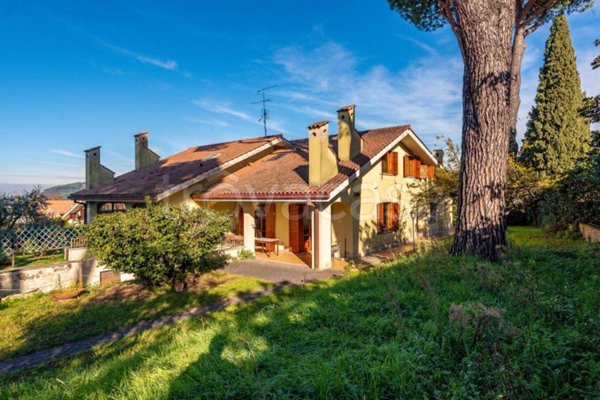 casa indipendente in vendita a Rocca di Papa