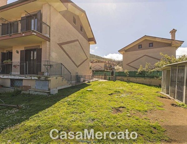 casa indipendente in vendita a Rocca di Papa