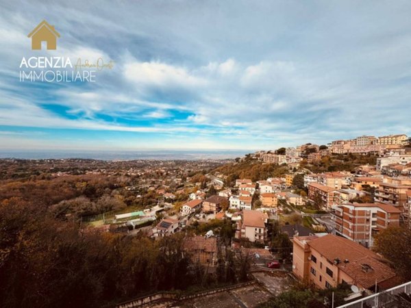 appartamento in vendita a Rocca di Papa
