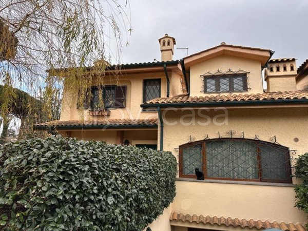 casa indipendente in vendita a Rocca di Papa