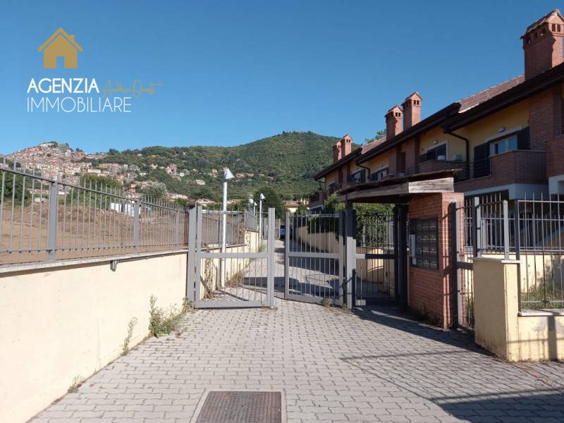 appartamento in vendita a Rocca di Papa