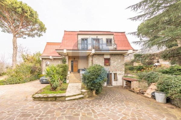 casa indipendente in vendita a Rocca di Papa