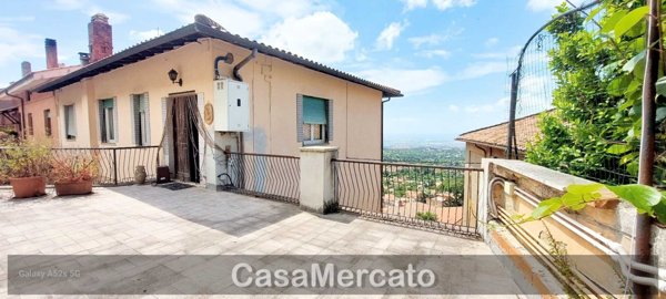 appartamento in vendita a Rocca di Papa